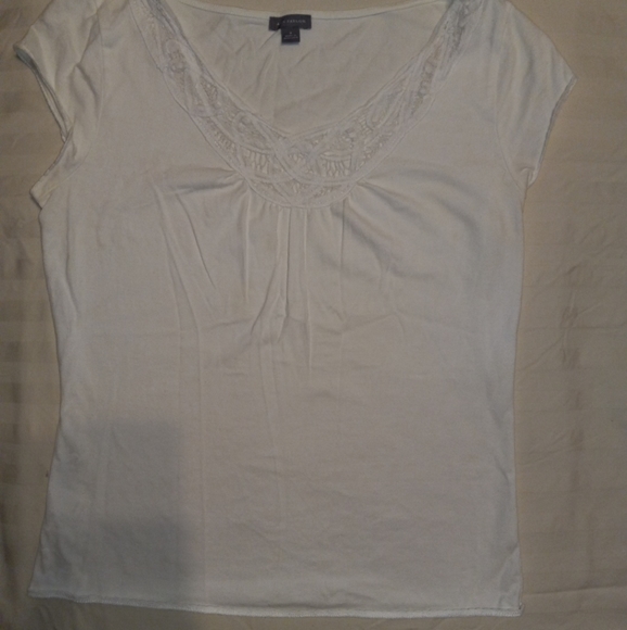 10 PIECE BUNDLE DEAL!       10 Women shirts.                   Size- Small - Picture 2 of 12